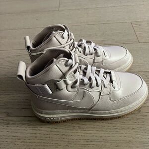 Wmns Air Force 1 High Utility 2.0 ‘Arctic Pink Gum’